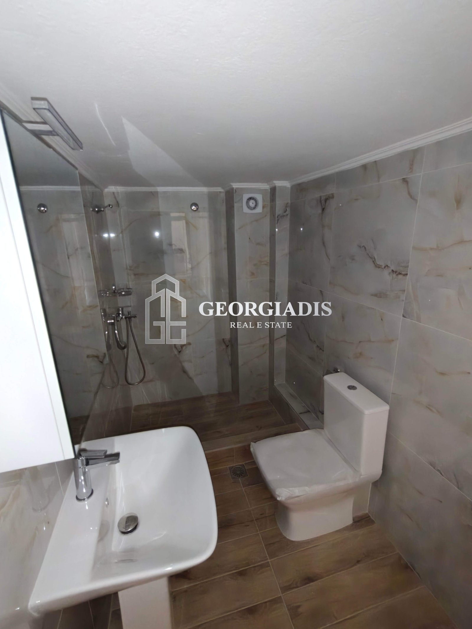 Studio-Γκαρσονίερα 56 τ.μ