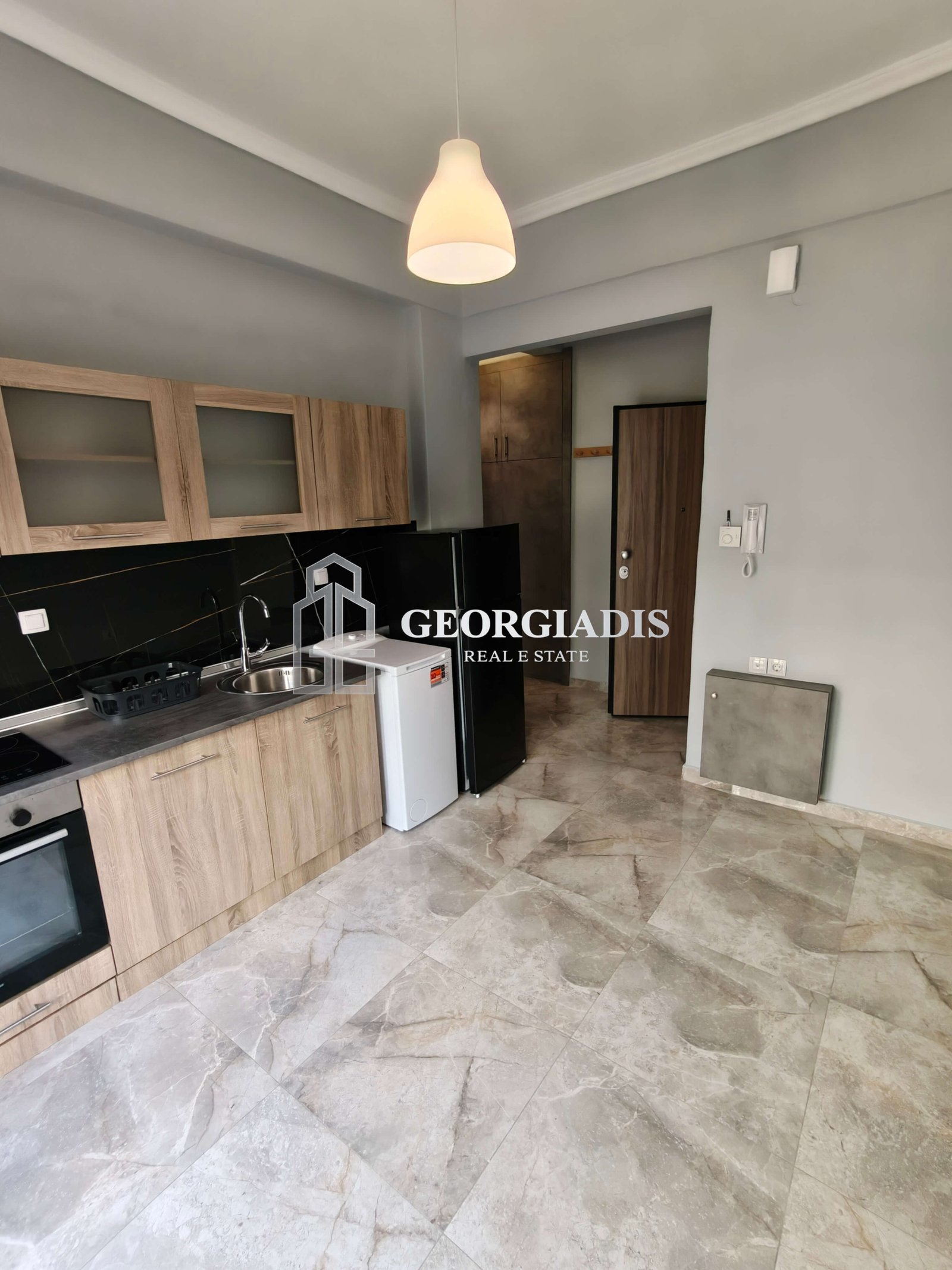 Studio-Γκαρσονίερα 34 τ.μ